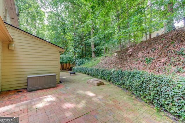 9620 River Lake Drive, Roswell, GA 30075