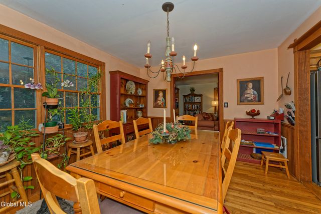 2525 Antonia Drive, Niskayuna, NY 12309