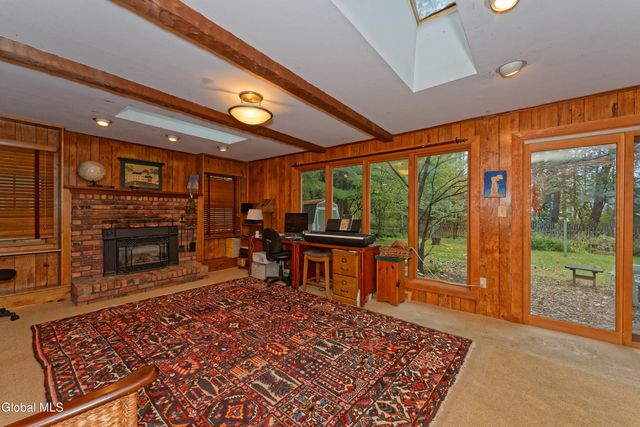 2525 Antonia Drive, Niskayuna, NY 12309