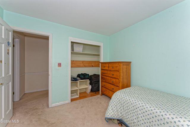 2525 Antonia Drive, Niskayuna, NY 12309