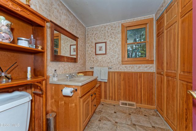 2525 Antonia Drive, Niskayuna, NY 12309