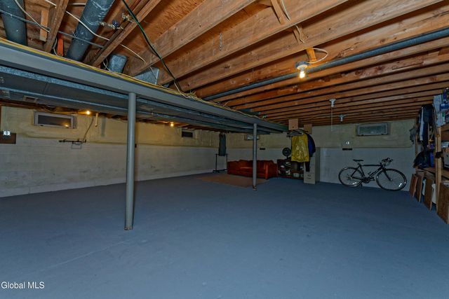 2525 Antonia Drive, Niskayuna, NY 12309