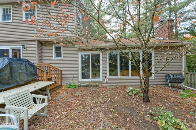 2525 Antonia Drive, Niskayuna, NY 12309