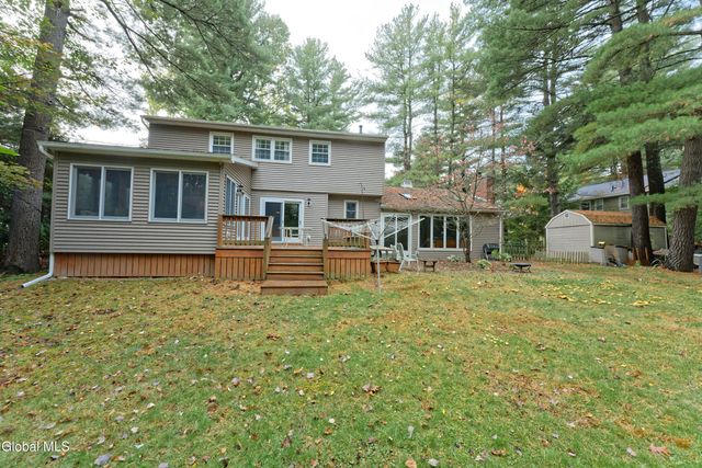 2525 Antonia Drive, Niskayuna, NY 12309