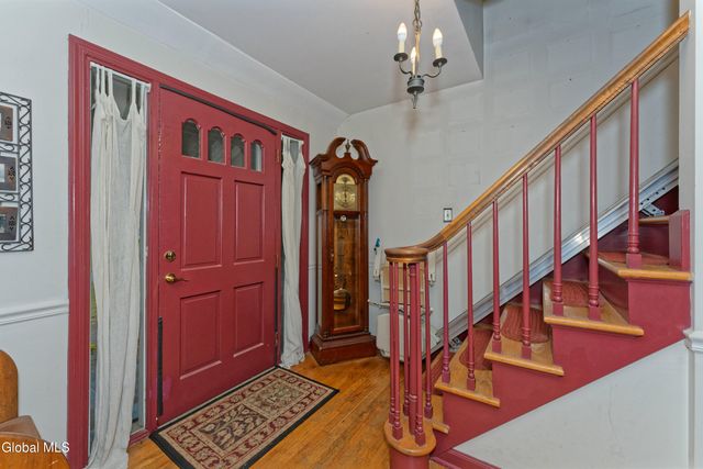 2525 Antonia Drive, Niskayuna, NY 12309