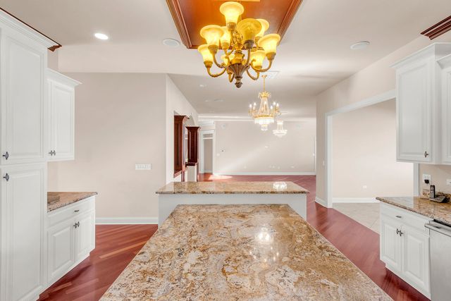 1948 Saddle Farm Lane, Naperville, IL 60564