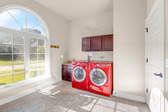 1948 Saddle Farm Lane, Naperville, IL 60564