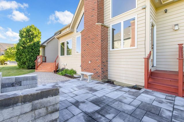 1948 Saddle Farm Lane, Naperville, IL 60564