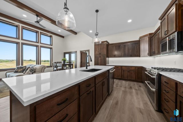 7806 E Bull Pine Trl Trail, Sioux Falls, SD 57110