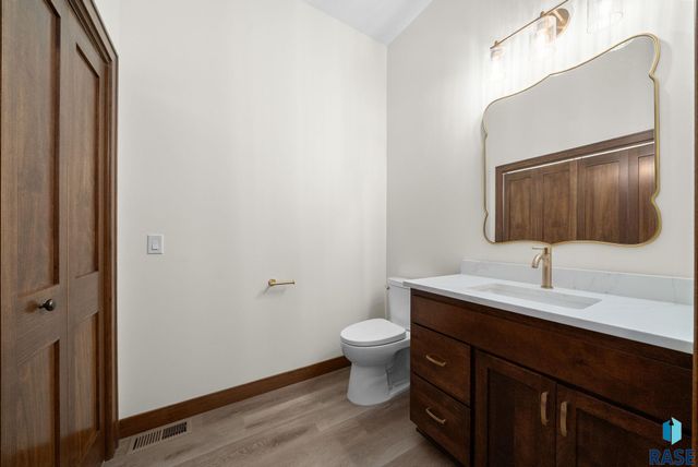 7806 E Bull Pine Trl Trail, Sioux Falls, SD 57110