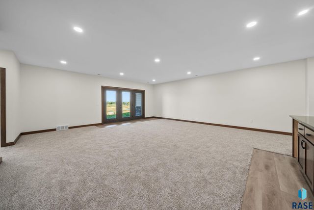 7806 E Bull Pine Trl Trail, Sioux Falls, SD 57110