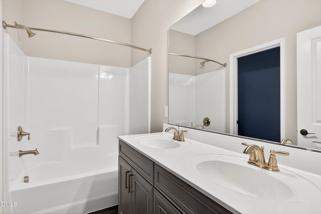 2512 Rambling Creek Road, Apex, NC 27523