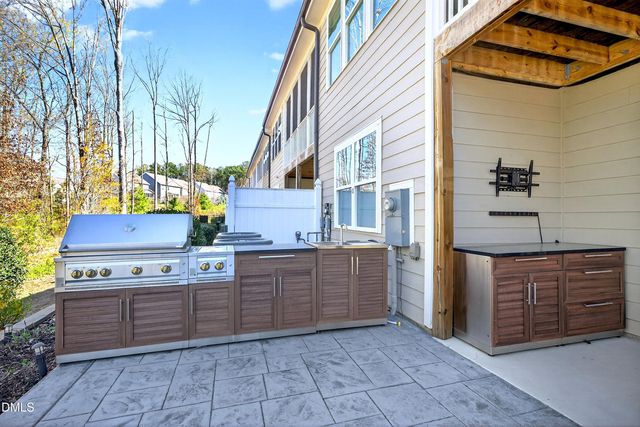 2512 Rambling Creek Road, Apex, NC 27523