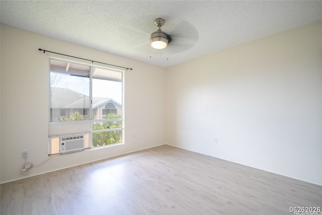 94-870 Lumiauau Street J204, Waipahu, HI 96797