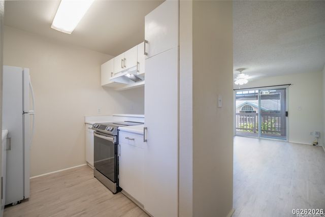 94-870 Lumiauau Street J204, Waipahu, HI 96797