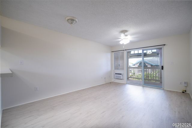 94-870 Lumiauau Street J204, Waipahu, HI 96797