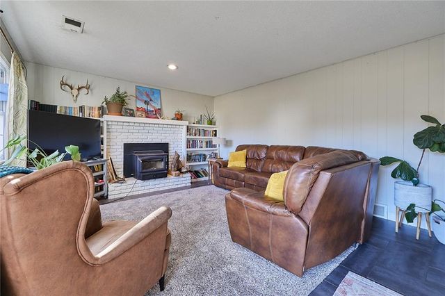 12719 CRYSTAL Avenue, Grandview, MO 64030