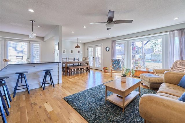 12719 CRYSTAL Avenue, Grandview, MO 64030
