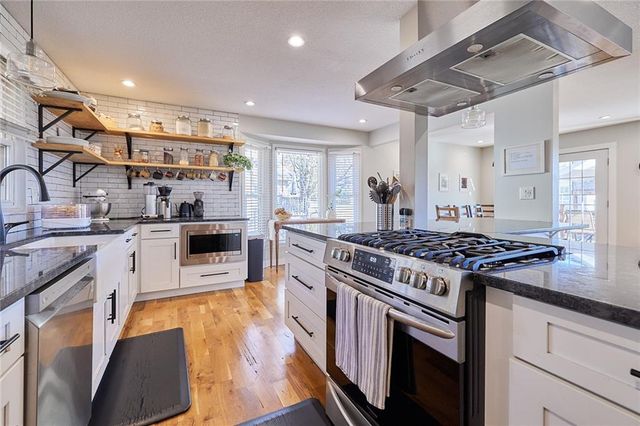 12719 CRYSTAL Avenue, Grandview, MO 64030