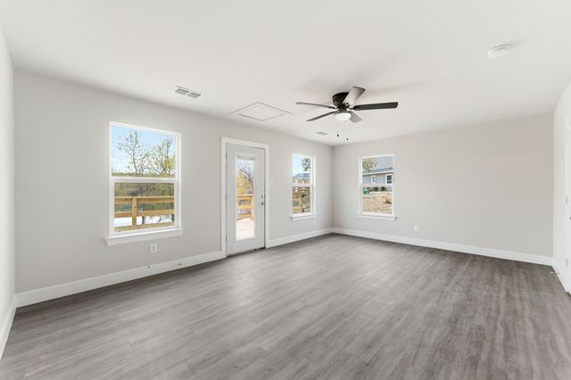 158 Private Road 1758 Road, Chico, TX 76431