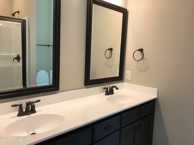 2304 Sweet Bay Drive B, Greenville, NC 27834