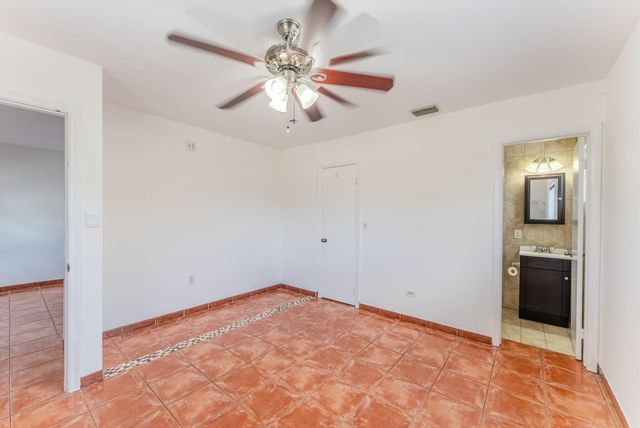 320 N 69th Way, Hollywood, FL 33024