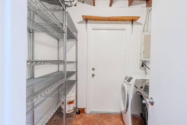 320 N 69th Way, Hollywood, FL 33024