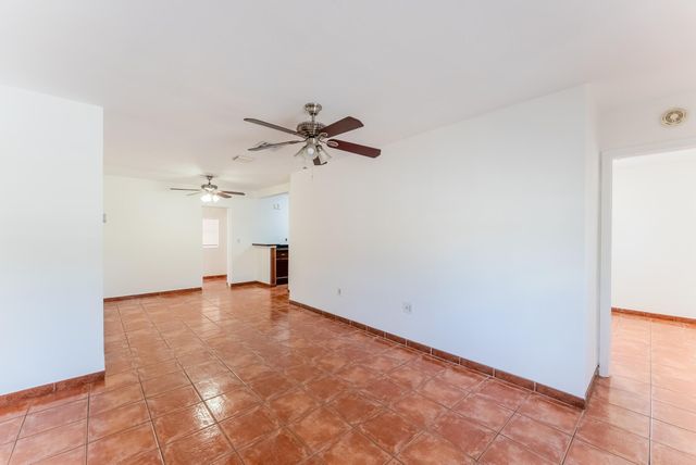 320 N 69th Way, Hollywood, FL 33024