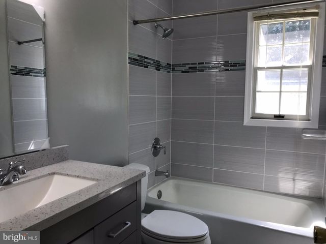 3010 STRATHMEADE ST, Falls Church, VA 22042