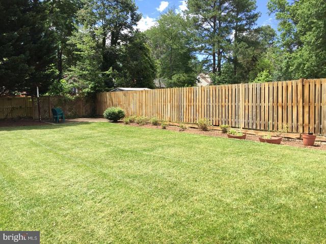 3010 STRATHMEADE ST, Falls Church, VA 22042