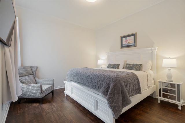 7 Carmarthen Court, Dallas, TX 75225