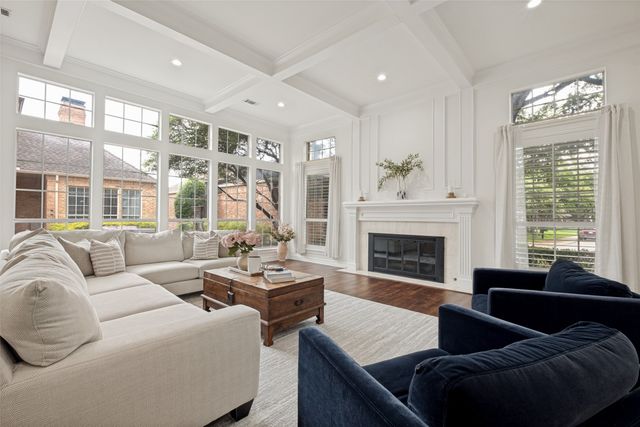 7 Carmarthen Court, Dallas, TX 75225