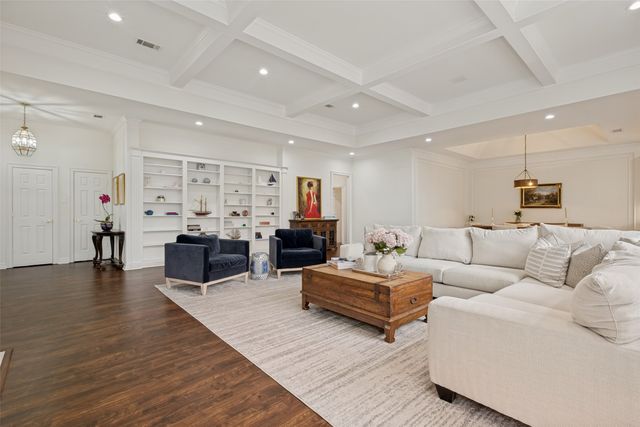 7 Carmarthen Court, Dallas, TX 75225