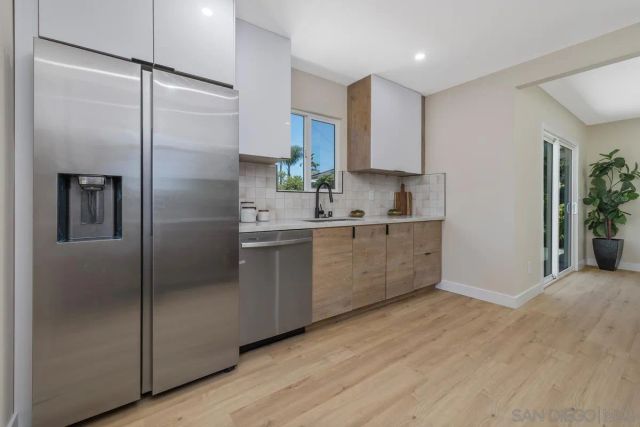4206 E Overlook Dr., San Diego, CA 92115