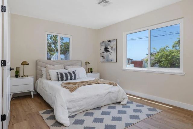 4206 E Overlook Dr., San Diego, CA 92115