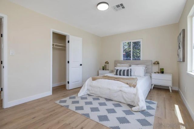 4206 E Overlook Dr., San Diego, CA 92115