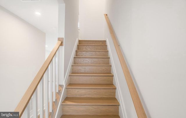 129 CHECKERSPOT WAY, Lake Frederick, VA 22630