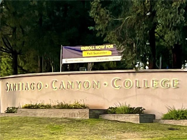 8215 E White Oak Ridge 33, Orange, CA 92869