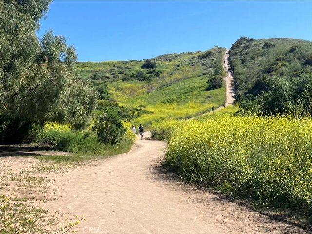 8215 E White Oak Ridge 33, Orange, CA 92869