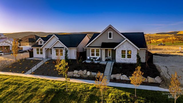 6370 N Barholm Ln, Eagle, ID 83616