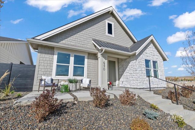 6370 N Barholm Ln, Eagle, ID 83616