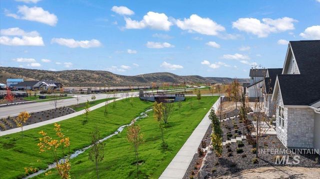 6370 N Barholm Ln, Eagle, ID 83616