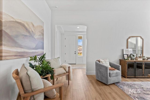 6370 N Barholm Ln, Eagle, ID 83616