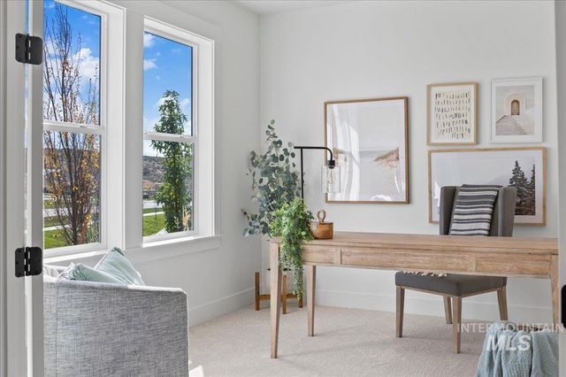 6370 N Barholm Ln, Eagle, ID 83616