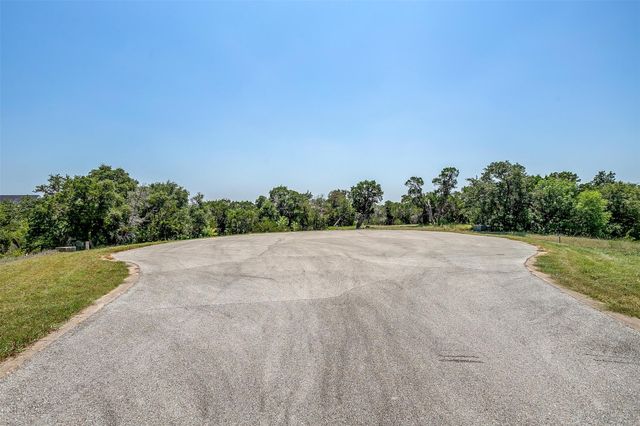 8129 Lanark Court, Cleburne, TX 76033