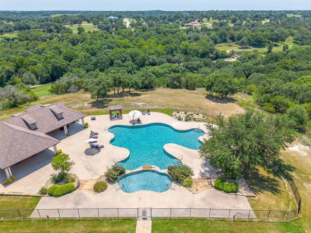 8129 Lanark Court, Cleburne, TX 76033