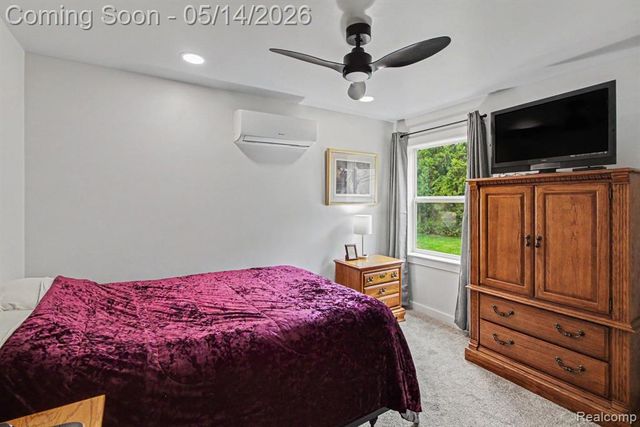1649 Windingway Drive, Wixom, MI 48393
