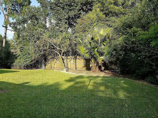 1126 Wisterwood Drive, Houston, TX 77043