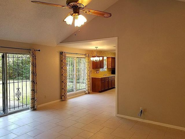 1126 Wisterwood Drive, Houston, TX 77043