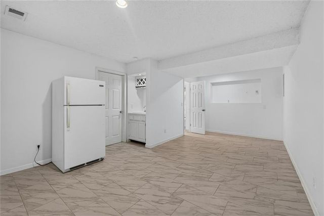 15821 W 152ND Terrace, Olathe, KS 66062